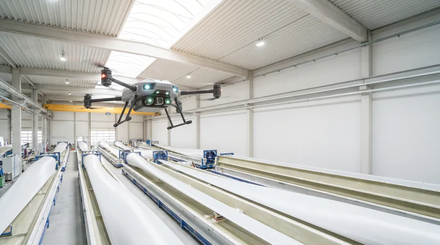 Inspection maintenance drone robot site industriel sans GPS